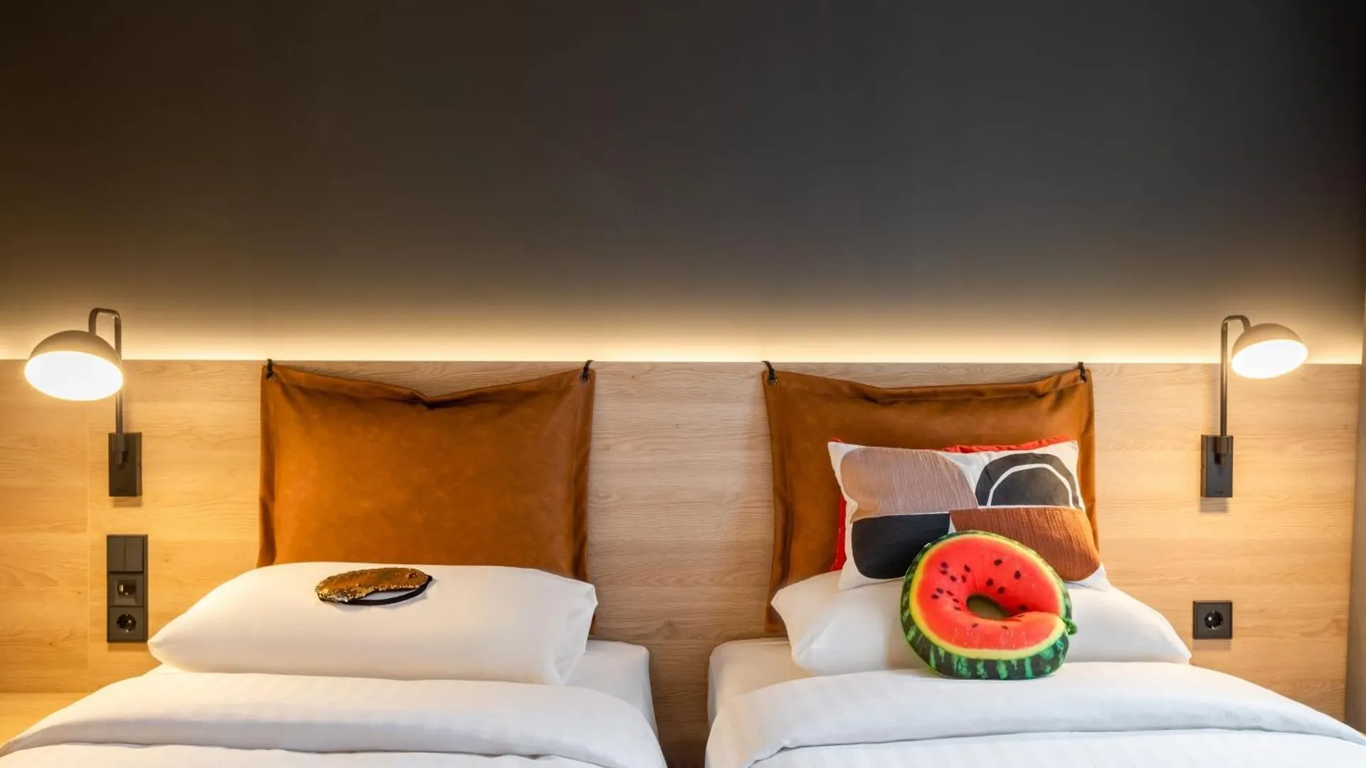 Moxy Dortmund City Hotel